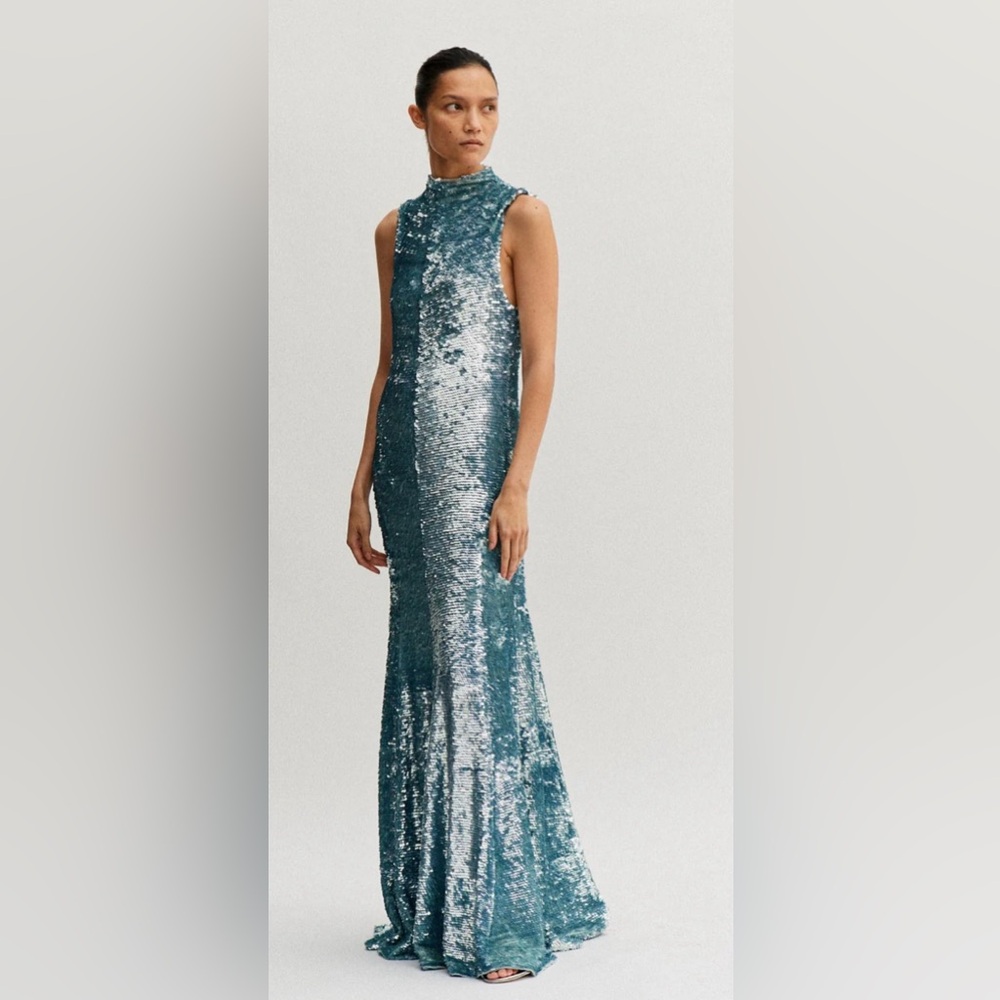 ILTA LUXURY Marcele Blue Sequin Gown STUNNING NWT🔖